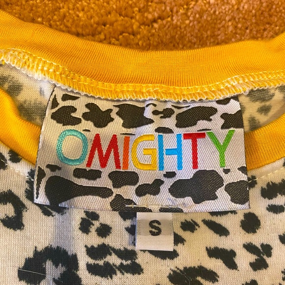 Omighty Lovers ~ selling 2 very popular, baby tees!! - Picture 8 of 9